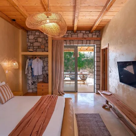 Villa Eftopia Kolympia By Onar